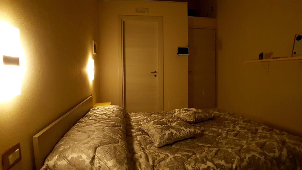 Deluxe Double Room Bath