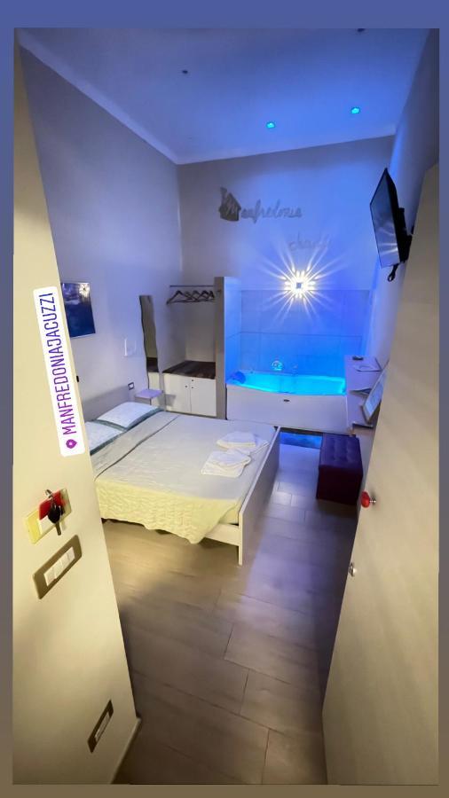 Deluxe Double Room Bath
