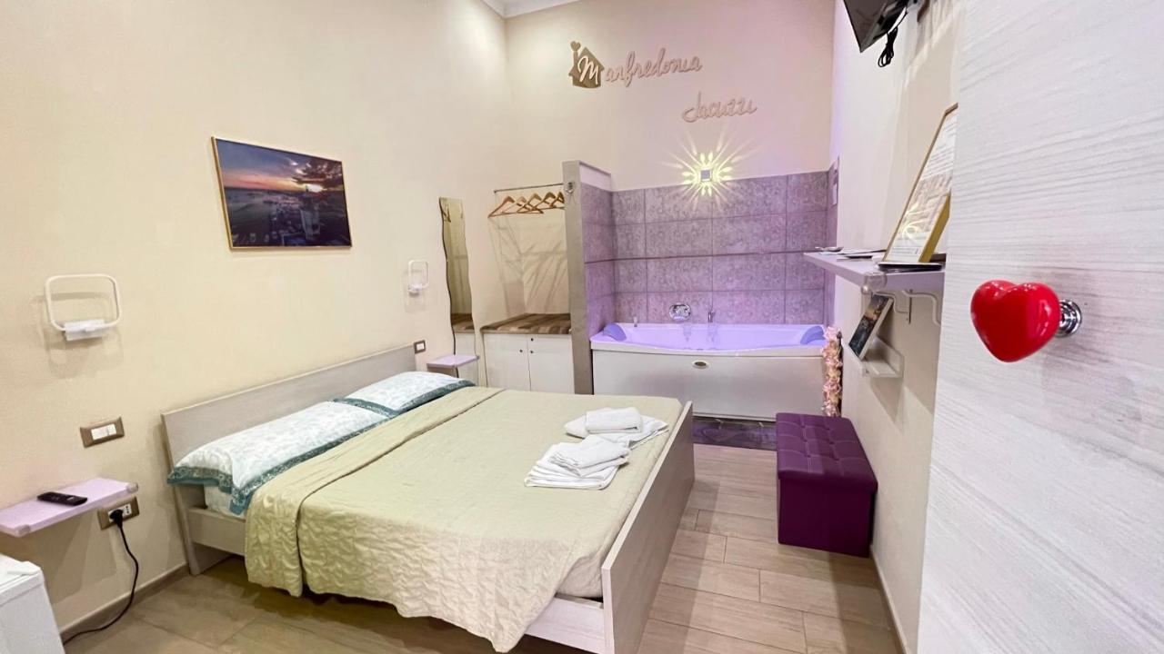 Deluxe Double Room Bath